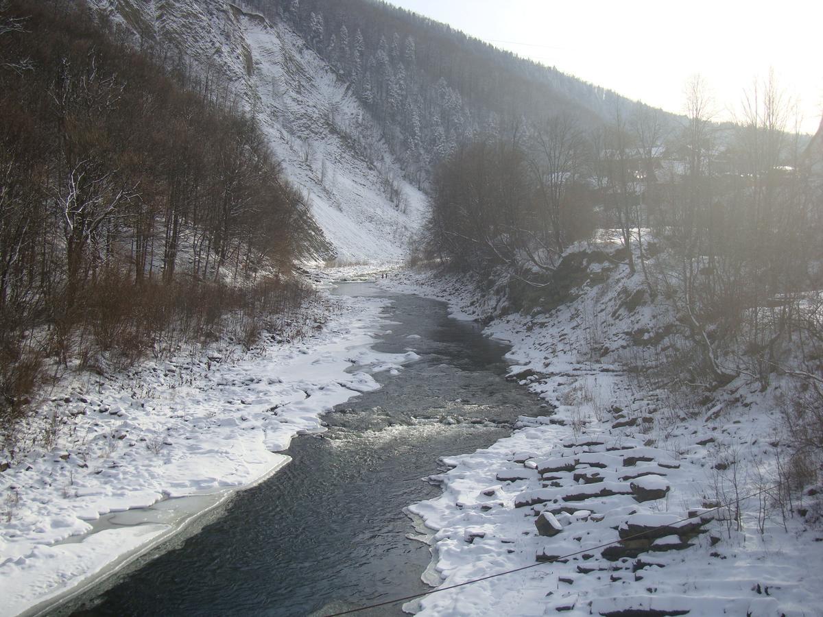 Котедж Гірський Яремча Экстерьер фото
